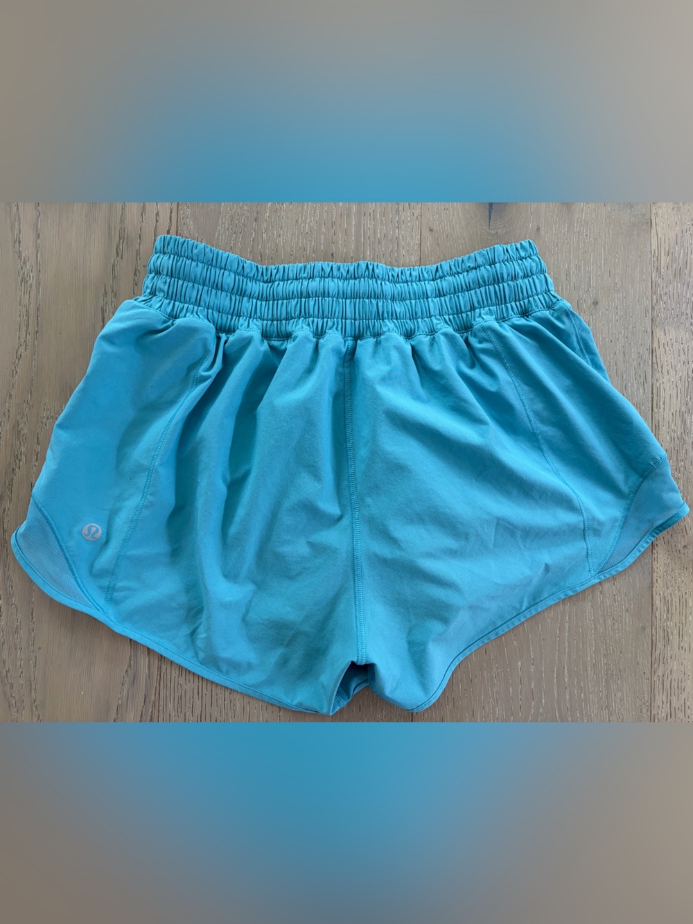 lululemon athletica Blue High Waist Hotty Hot Shorts 2.5” length - Picture 2 of 3
